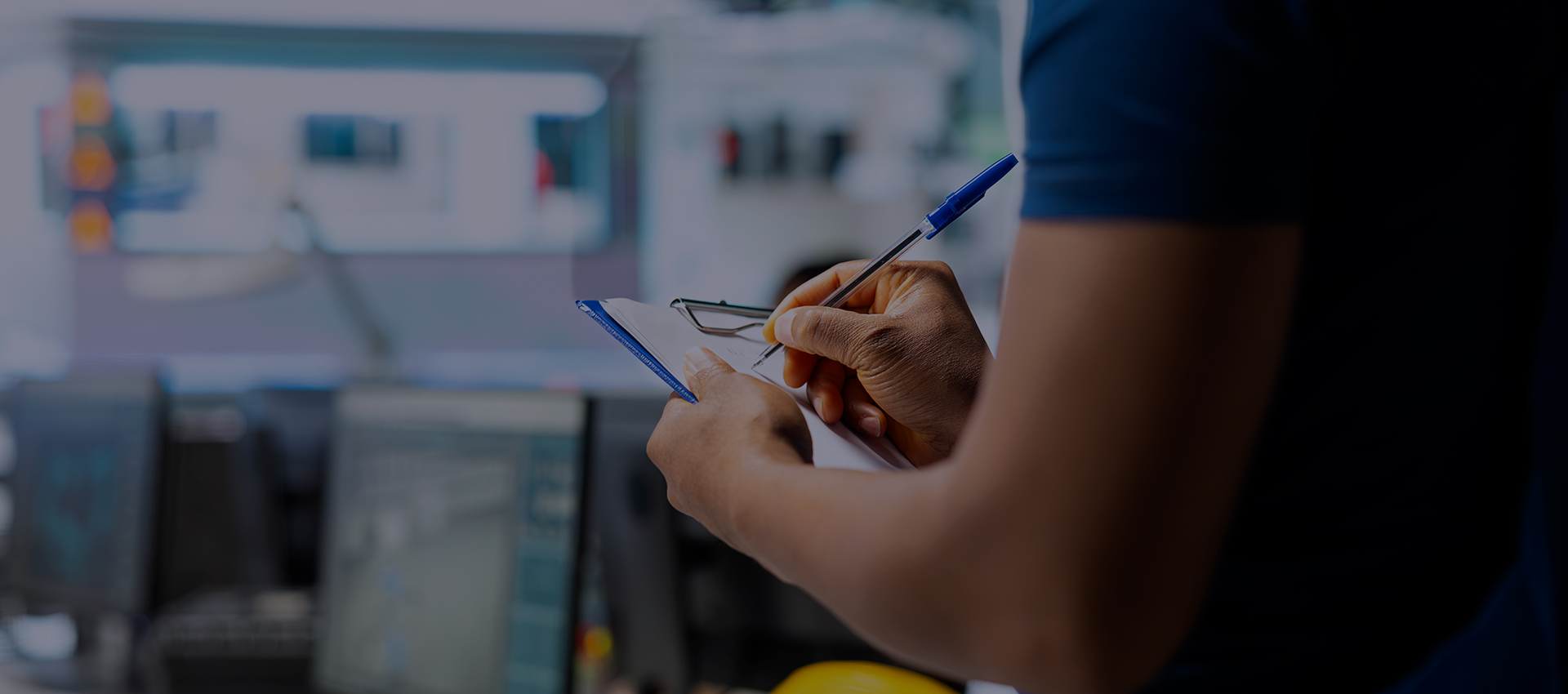 صورة دعائية 2: فريق العمل والجاهزية