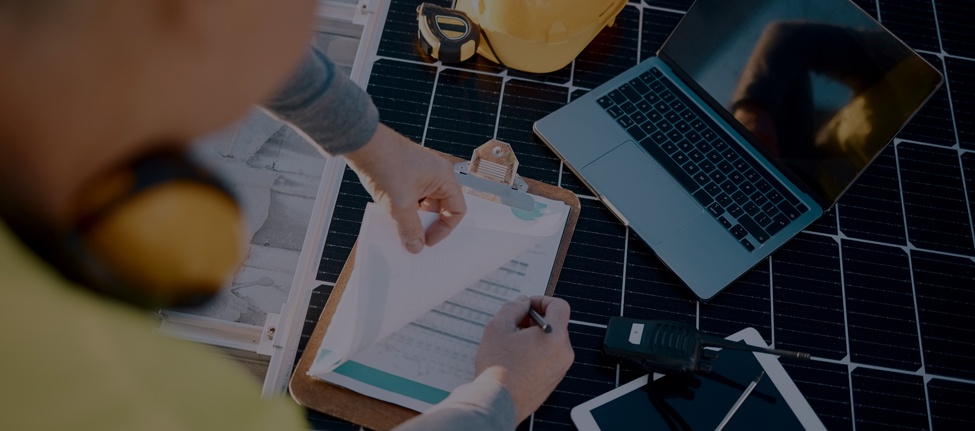 صورة دعائية 3: الجودة والاعتمادية